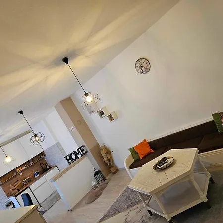 Apartment Nur