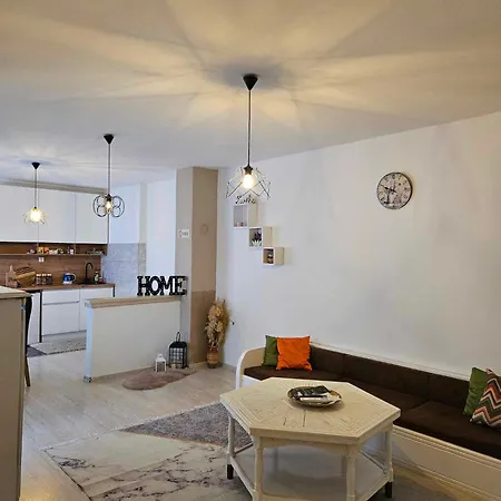 Apartment Nur *