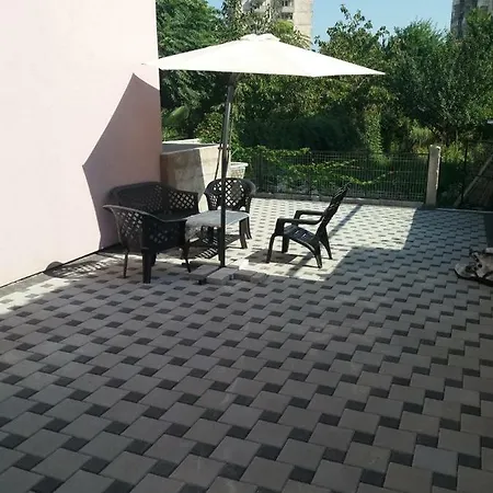 Apartment Nur *